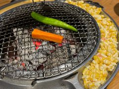 -青瓦炭韩潮烤肉(花园道店)