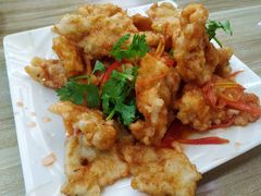 锅包鸡肉-洪姐川菜东北菜铁锅炖(天生丽街店)