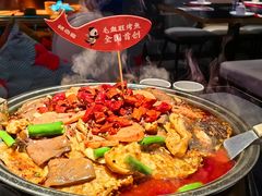 -辣尚瘾·烤鱼·新川菜(牡丹园直营店)