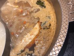 小龙虾鸳鸯锅-潘小辣鲜肉老火锅