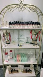 -YooMee优美智能科技美肤机构