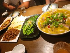 -梧桐树下(云锦世家店)