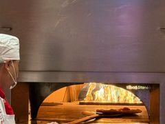 -城市大道红炉披萨烘焙坊