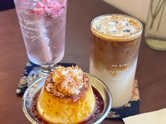 -Café Monson