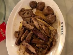 -老鼎万春卤菜(五代传承创始老店)