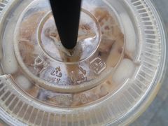 拿铁-瑞幸咖啡(巴黎春天陕西路店)