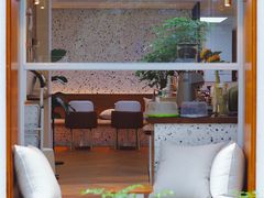 -Line 咖啡(石厦花园店)