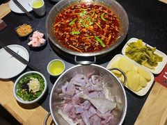-小饕荟雅安贡椒鱼鲜馆(广福桥店)