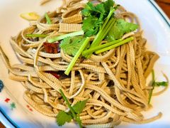 -鸽舞笙平金牌烧鸽子·融合菜(鲁谷店)
