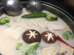 -煲宫猪肚鸡(昆山金鹰国际购物中心店)