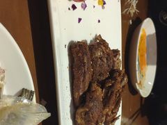 -阿瓦山寨·湘菜现炒·剁椒鱼头王(咸阳总店)