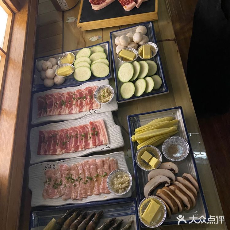 多人烤肉的仪式感