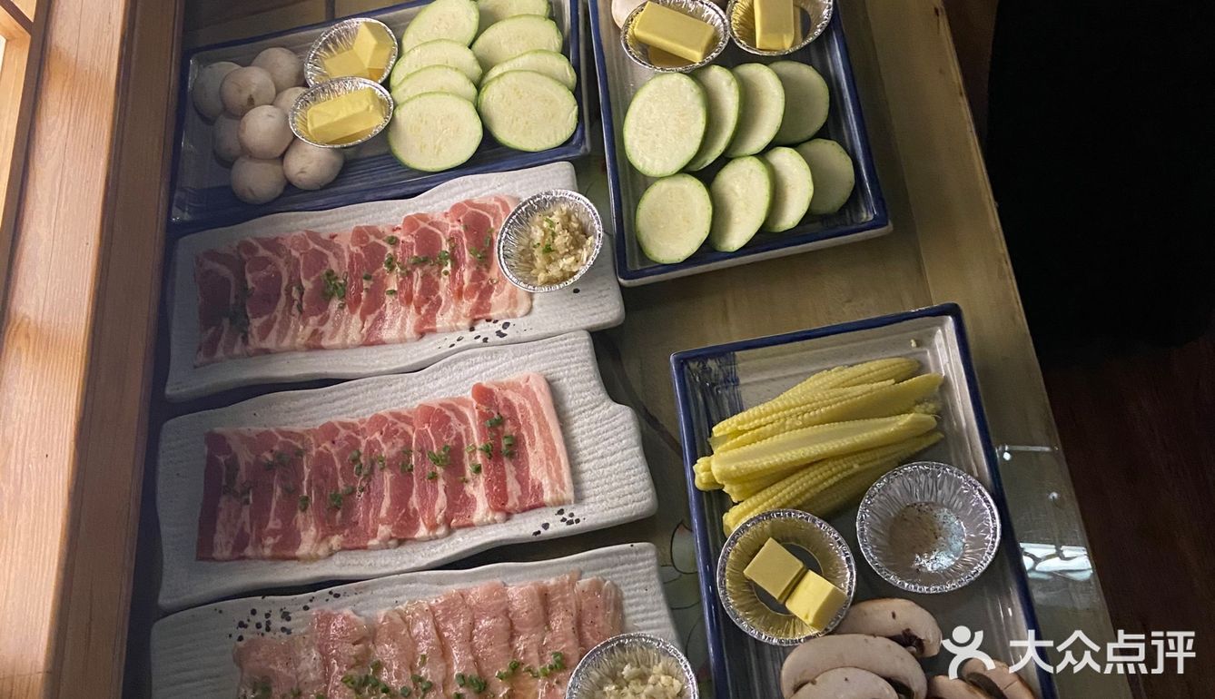 多人烤肉的仪式感