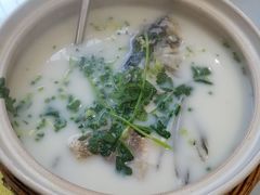 -天乐农家鱼头王(天目湖店)