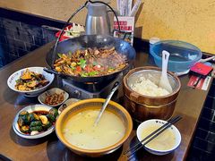 -富正毅三下锅·湘西韵味(天门山索道店)