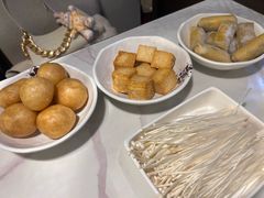 -德林酸菜鱼火锅(南丹店)