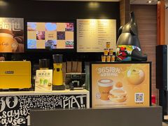 -麦当劳(汉口火车站候车室店)