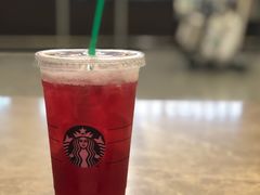 -星巴克(香港国际机场44号闸店)