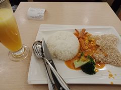 吉列猪扒香肠-佰搭果·广式茶餐厅(西华路店)