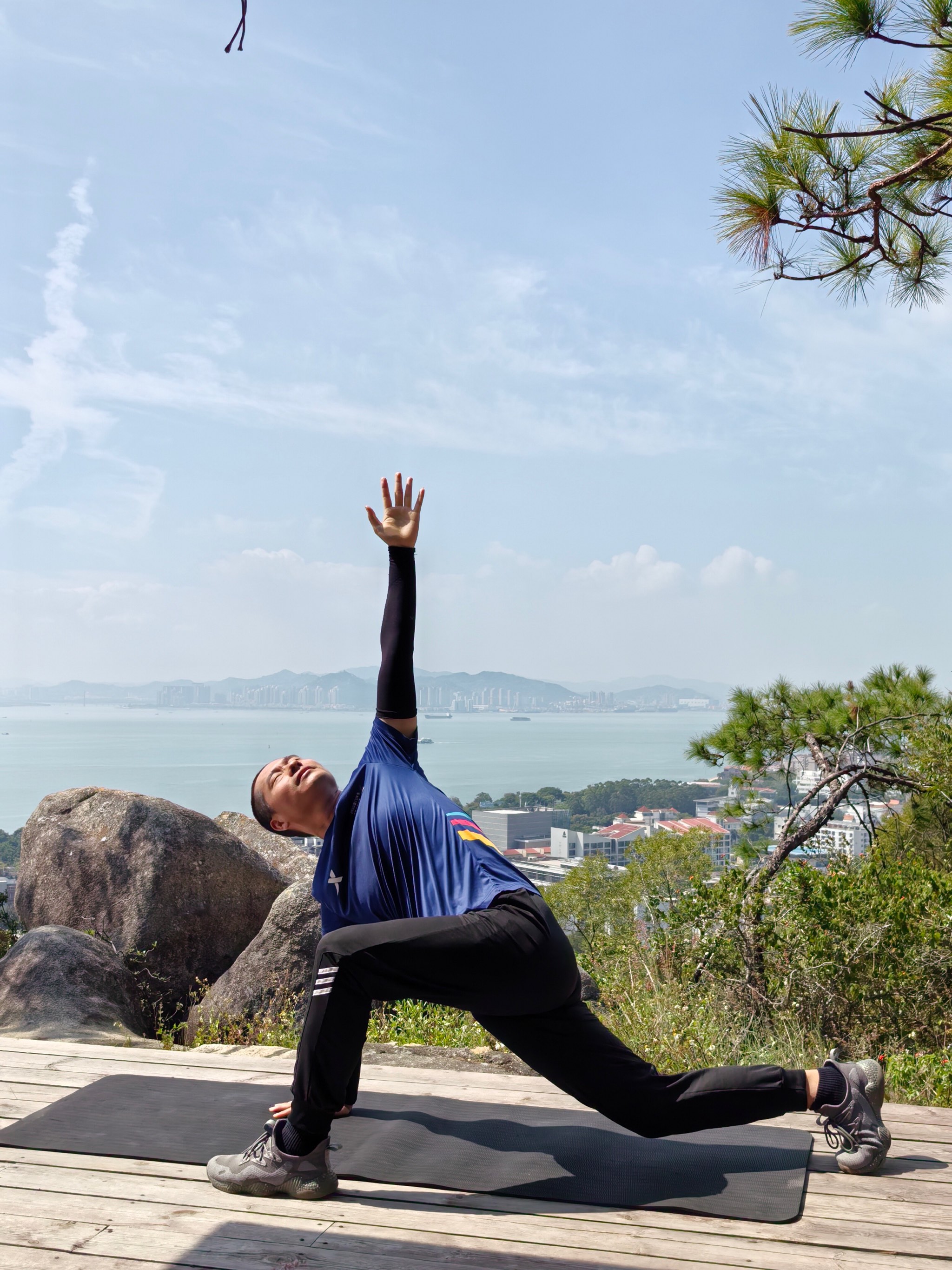 曾山教练登山图片