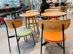 用餐区-星巴克臻选(深圳海上世界店)