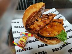 土耳其香料菠萝烤鸡堡-shark burger·鲨鱼汉堡(交子大道店)