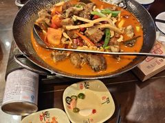 -富正毅三下锅·湘西韵味(天门山索道店)