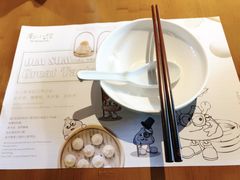 餐具摆设-南小馆(迪士尼小镇店)