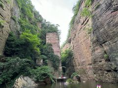 -龙潭大峡谷