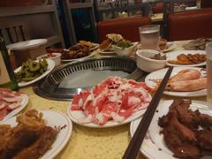 -鑫海汇海鲜烤肉火锅自助(七彩城店)