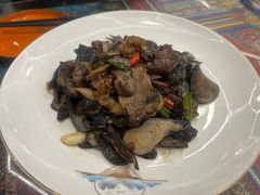 -乡村馕坑肉·烧烤·新疆菜·本地人更爱吃(阿勒泰首店)