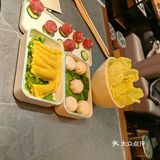 今天的美食探店之旅