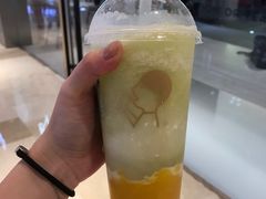 -喜茶(杭州滨江宝龙店)