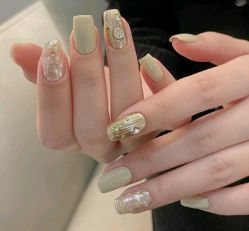 -雪儿·YuKi美甲美睫皮肤管理Salon