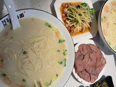 -阿达师傅鱼汤面