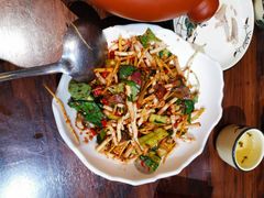 -老滇山寨•云南特色菜•地方菜•民族风情歌舞表演(金碧店)