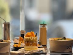 -W COLLECTIVE  DESSERT SHOP
