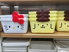 -名创优品(广东省广州琶洲保利广场店)