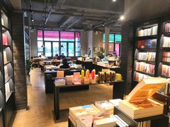 -阅西安新华书店(翠华南路店)