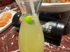 金桔柠檬-新白鹿餐厅(西湖银泰店)
