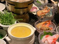 -半岛翡丽海鲜自助餐厅(观风亭店)
