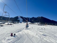 -丝绸之路山地度假区滑雪场