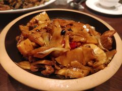 南昆山鲜笋小炒肉-富力希尔顿度假酒店-御玺中餐厅