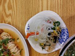 时令小菜-德元兰州纯汤牛肉面