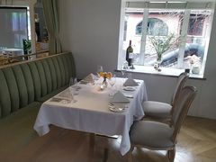 靠窗位-蝶舍·MAISON PAPILLON