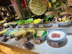 -腾阁自助餐厅(朝林广场店)