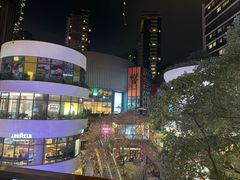 -瑞虹新天地月亮湾