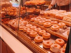 -巴黎贝甜(大宁国际商业广场店)