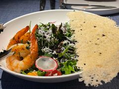 凤尾虾牛油果蔬菜色拉-弦月窗LUNETTE BY AMANDA(复兴路店)