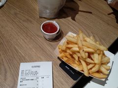 -The Habit Burger Grill 哈比特汉堡(爱琴海店)